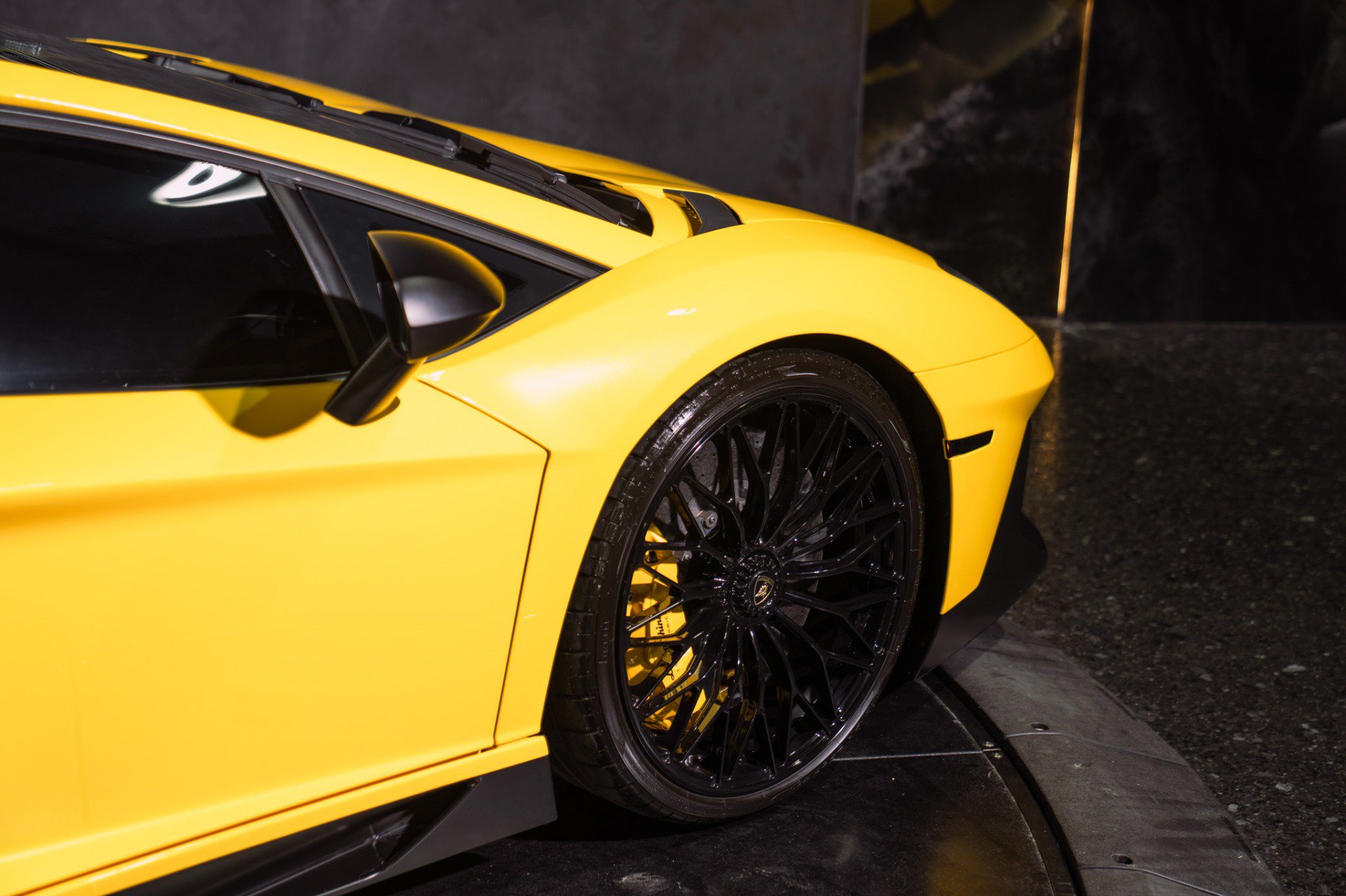 Used 2016 Lamborghini Aventador LP 750-4 Superveloce AWD/4WD image 14