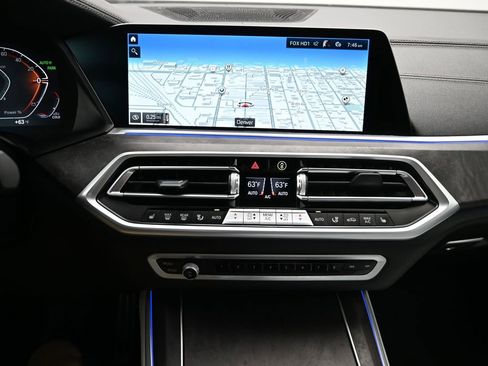 Used 2023 BMW X5 xDrive40i w/ M Sport Package AWD/4WD image 12