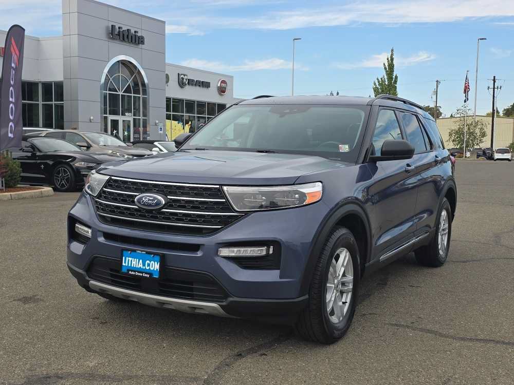 Used 2021 Ford Explorer XLT w/ Equipment Group 202A AWD/4WD image 1