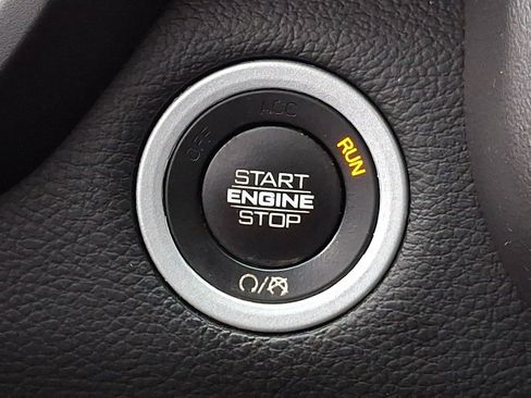 Used 2019 RAM 1500 Big Horn AWD/4WD image 23