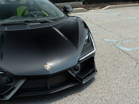 Used 2024 Lamborghini Revuelto AWD/4WD image 6