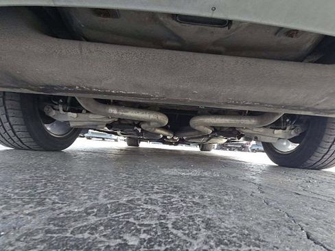 Used 2017 Lincoln Continental Premiere image 22