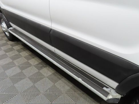 Used 2023 Ford Transit 250 Low Roof AWD w/ Exterior Upgrade Package image 38