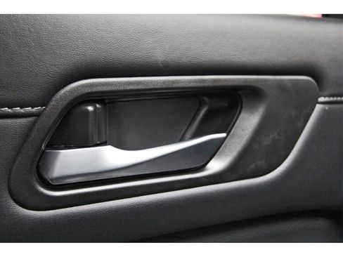 New 2025 Nissan Pathfinder SL image 14