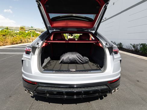 Used 2022 Lamborghini Urus image 80