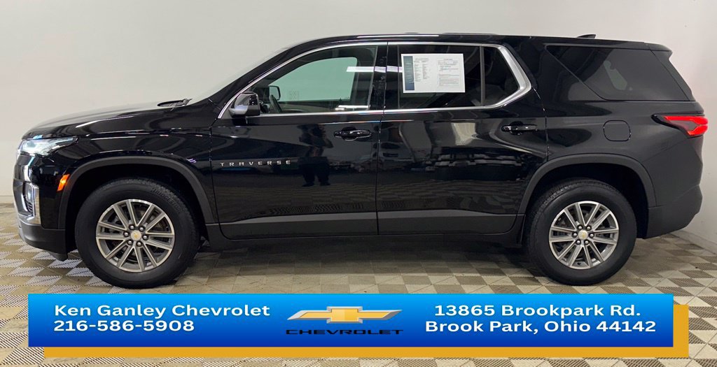 Used 2023 Chevrolet Traverse LS FWD image 7