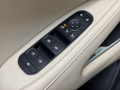 Used 2023 INFINITI QX60 Luxe w/ Performance Audio Package image 9