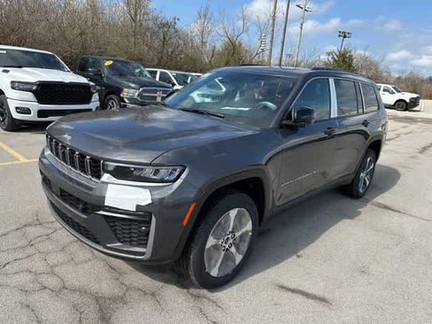 New 2026 Jeep Grand Cherokee L Limited image 2