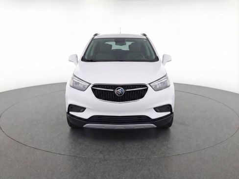 Used 2021 Buick Encore Preferred w/ Safety Package image 5