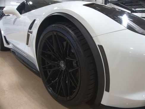 Used 2017 Chevrolet Corvette Grand Sport RWD image 35