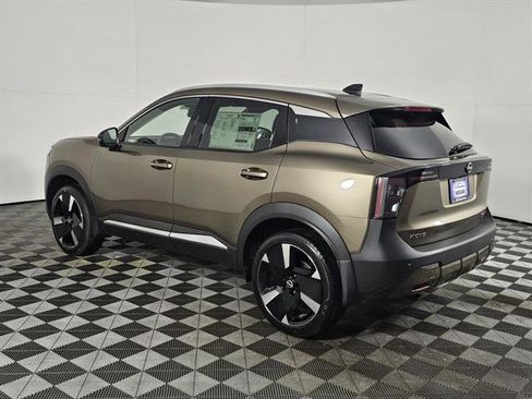 New 2026 Nissan Kicks SR w/ SR Premium Package image 7