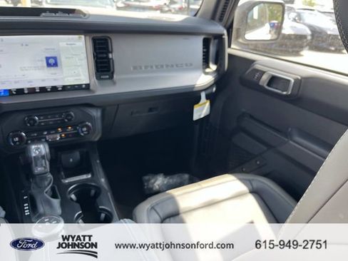 New 2026 Ford Bronco Outer Banks AWD/4WD image 13