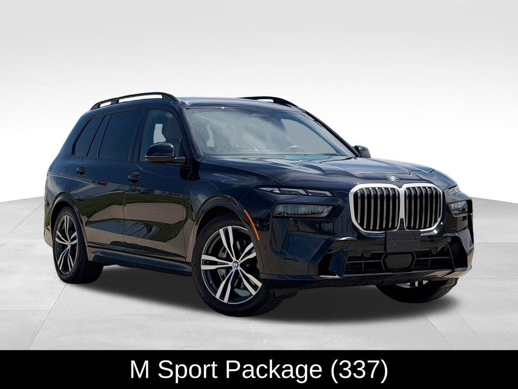 Used 2023 BMW X7 xDrive40i w/ M Sport Package AWD/4WD image 2