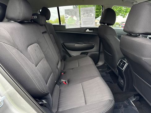 Used 2019 Kia Sportage LX AWD/4WD image 19