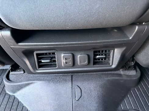 Used 2021 Chevrolet Silverado 1500 RST AWD/4WD image 17