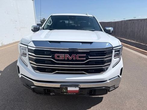 Used 2025 GMC Sierra 1500 SLT w/ SLT Convenience Package AWD/4WD image 3
