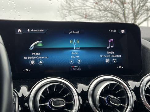 Certified 2023 Mercedes-Benz GLA 250 4MATIC w/ Premium Package image 24