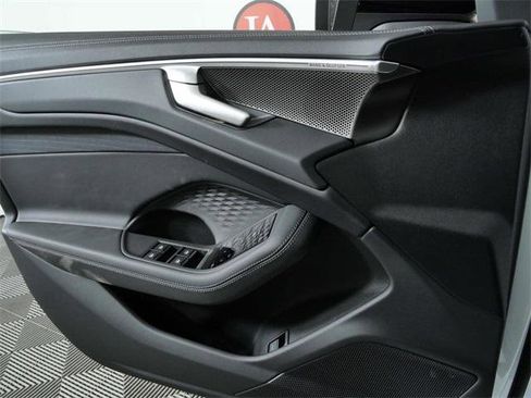 New 2026 Audi A6 Premium Plus image 24