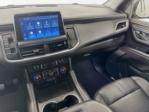 Used 2022 Chevrolet Suburban RST image 23