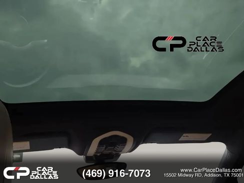 Used 2018 Porsche Macan AWD/4WD image 10