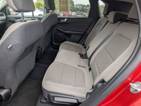 Used 2021 Ford Escape SE w/ SE Sport Appearance Package image 14