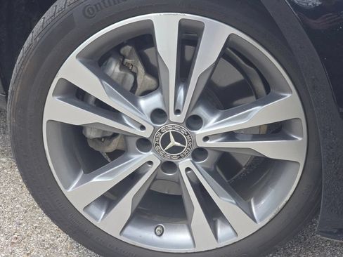 Certified 2020 Mercedes-Benz C 300 4MATIC Sedan image 11