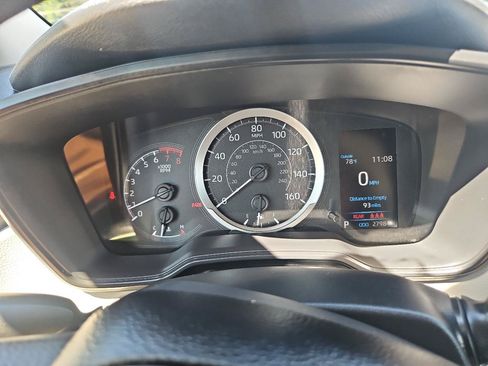 Used 2021 Toyota Corolla LE FWD image 24