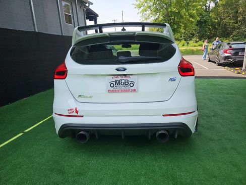 Used 2016 Ford Focus RS AWD/4WD image 6