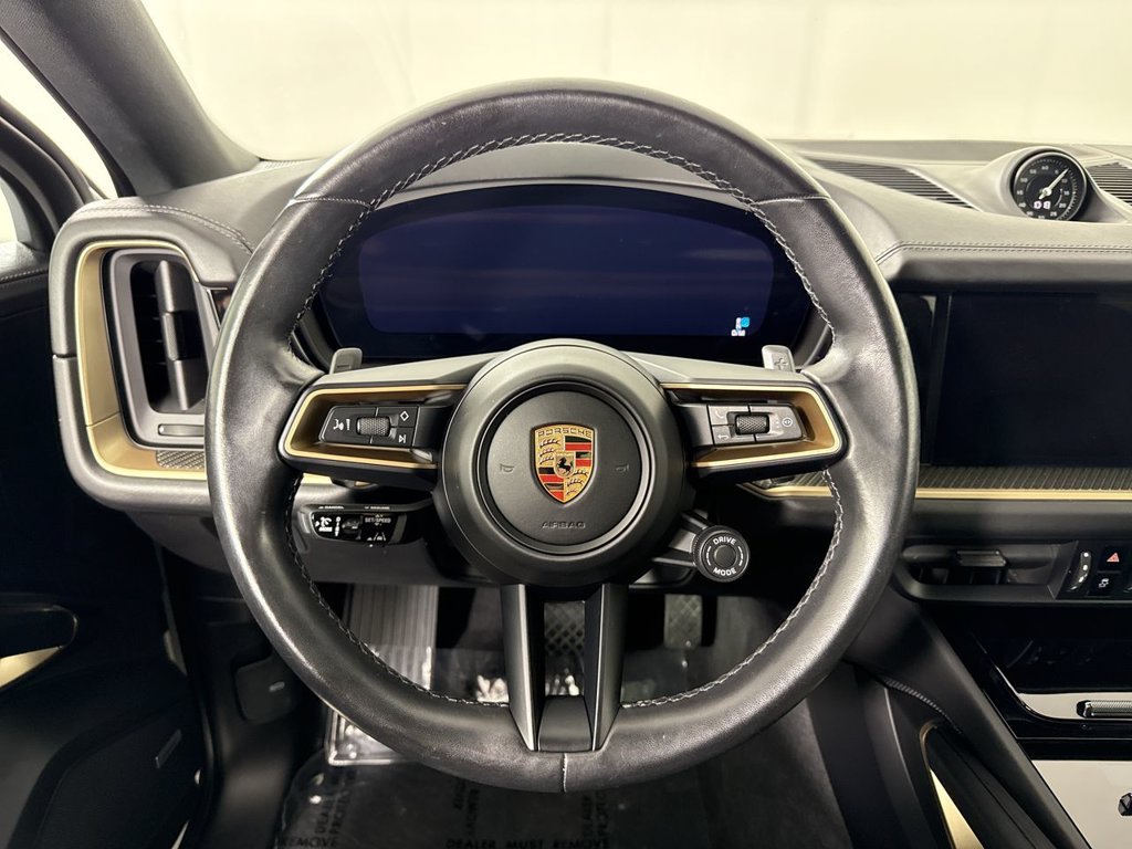 Certified 2024 Porsche Cayenne Coupe w/ Premium Package Plus AWD/4WD image 35