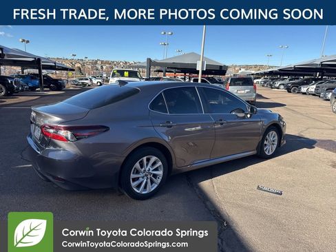 Used 2023 Toyota Camry LE image 3