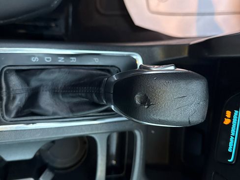 Used 2018 Ford Escape SE image 23