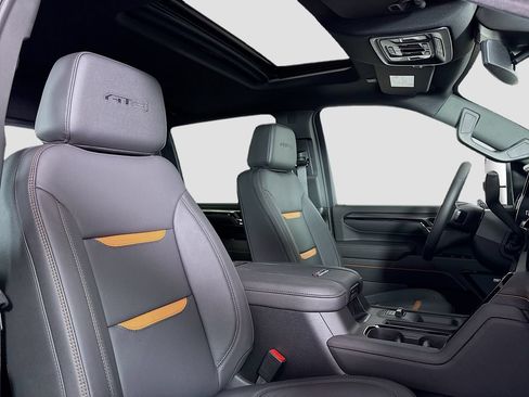 New 2026 GMC Sierra 2500 AT4 AWD/4WD image 29