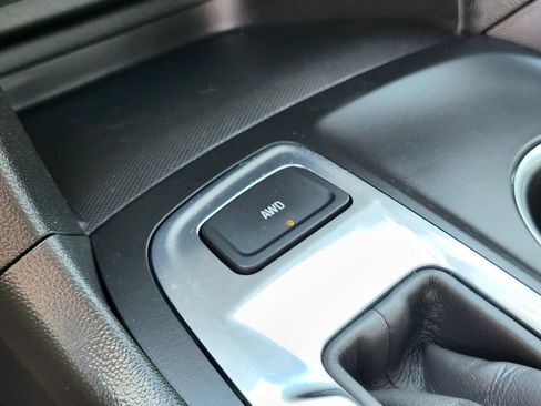 Used 2023 Chevrolet Equinox LS w/ LS Convenience Package AWD/4WD image 24