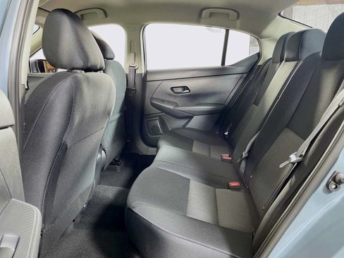 Used 2025 Nissan Sentra SV FWD image 5