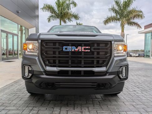 Used 2022 GMC Canyon Elevation w/ Elevation Premium Package image 9