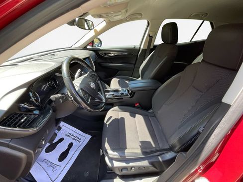 Used 2021 Buick Envision Preferred AWD/4WD image 12