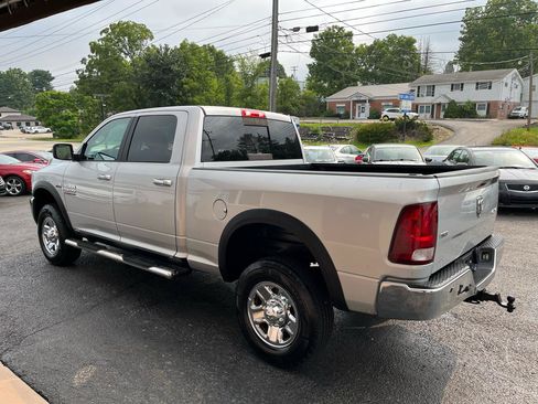 Used 2017 RAM 2500 SLT AWD/4WD image 9