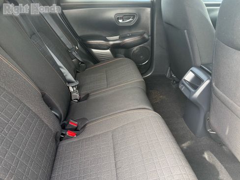 Used 2024 Honda HR-V Sport image 28