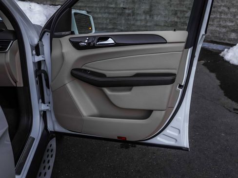 Used 2017 Mercedes-Benz GLE 350 4MATIC image 14