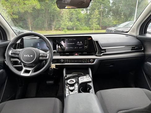 Certified 2024 Kia Sportage LX FWD image 25