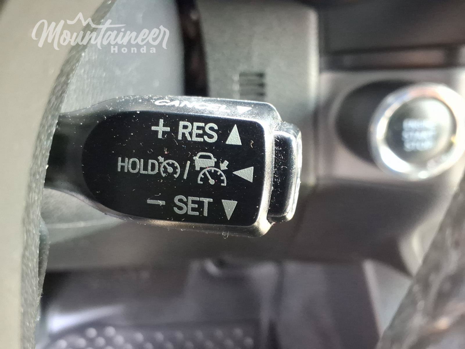 Used 2019 Toyota Tacoma TRD Sport AWD/4WD image 30