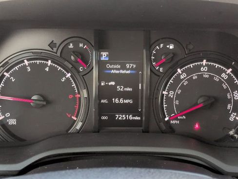 Certified 2022 Toyota 4Runner SR5 Premium w/ Moonroof Package RWD image 28