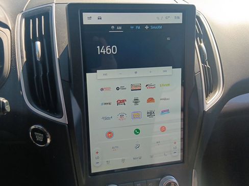 Used 2024 Ford Edge SEL w/ Convenience Package image 13