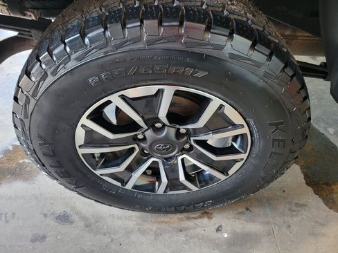 Used 2023 Toyota Tacoma SR5 RWD image 41