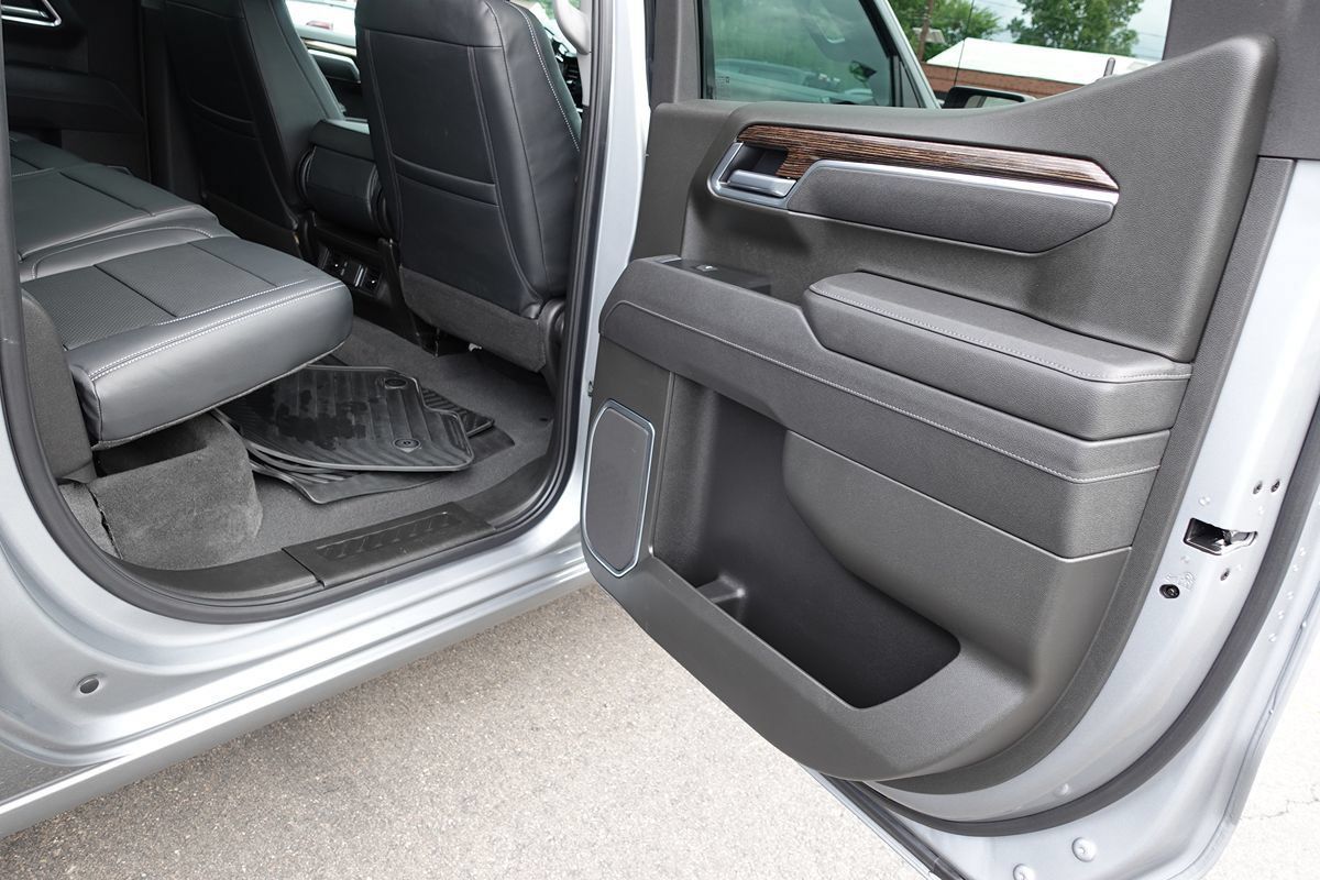 Used 2025 GMC Sierra 1500 Elevation AWD/4WD image 30