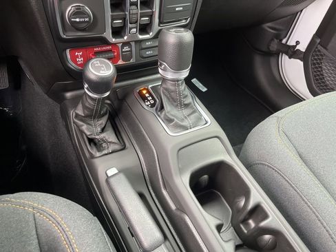 New 2026 Jeep Wrangler Unlimited Sport AWD/4WD image 39