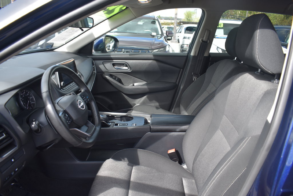Used 2025 Nissan Rogue SV FWD image 20