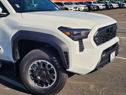 New 2026 Toyota Tacoma TRD Off-Road AWD/4WD image 3