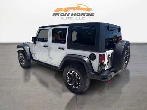 Used 2016 Jeep Wrangler Unlimited Rubicon AWD/4WD image 7