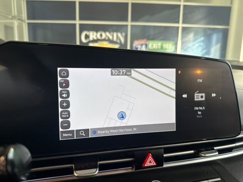 Used 2024 Hyundai Elantra SEL image 29